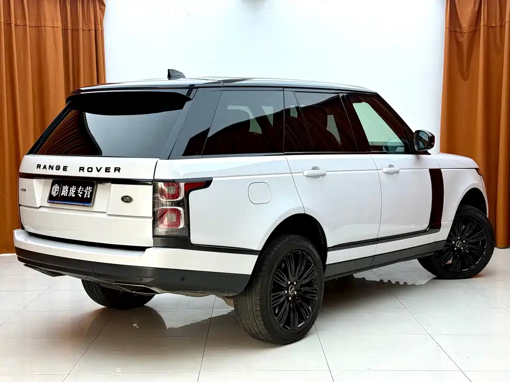 Land Rover Range Rover — миниатюра 4
