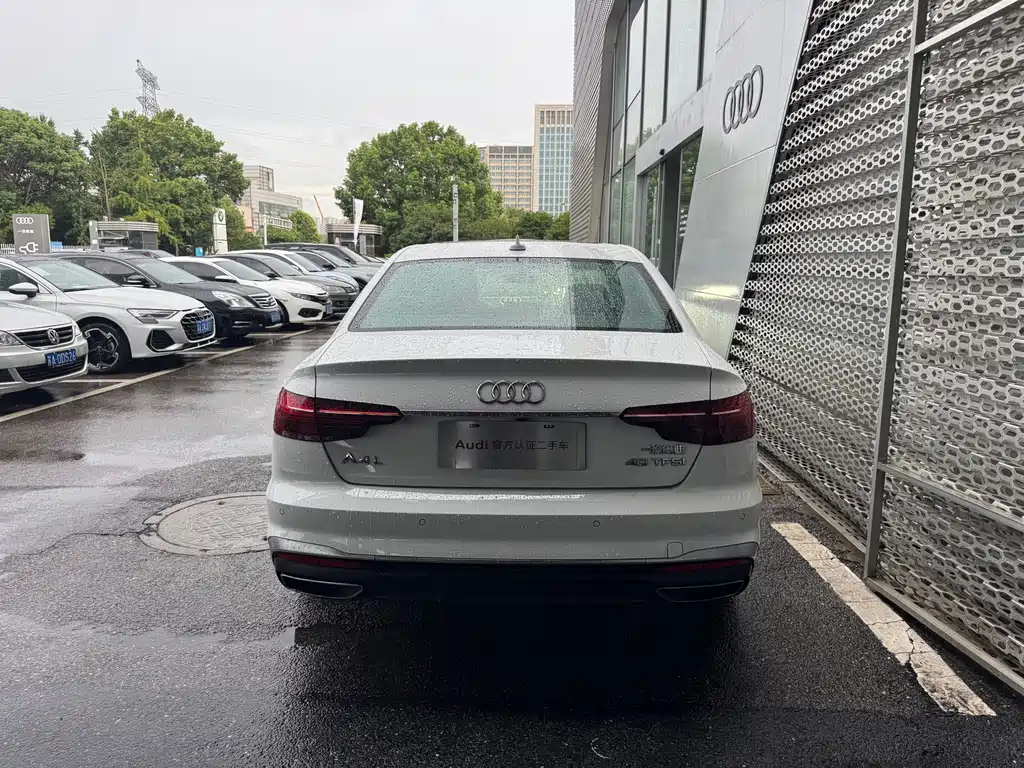 Audi A4L — миниатюра 5