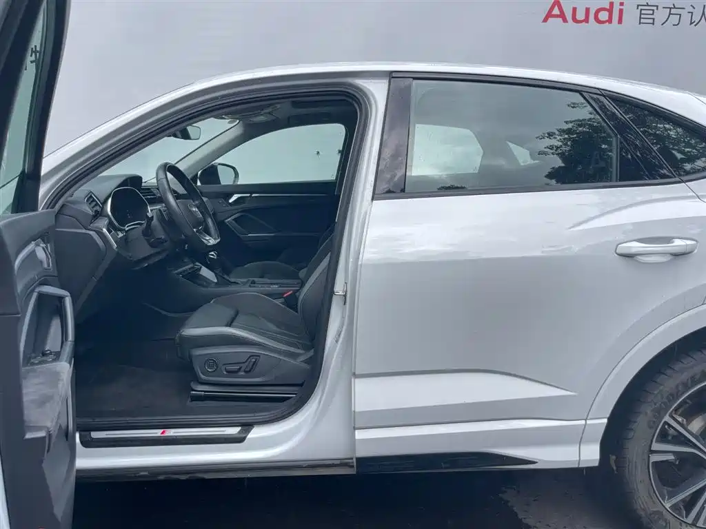 Audi Q3 Sportback — миниатюра 19
