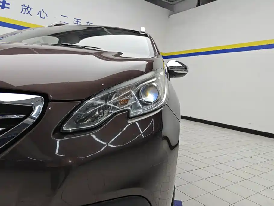 Peugeot 2008 — миниатюра 5