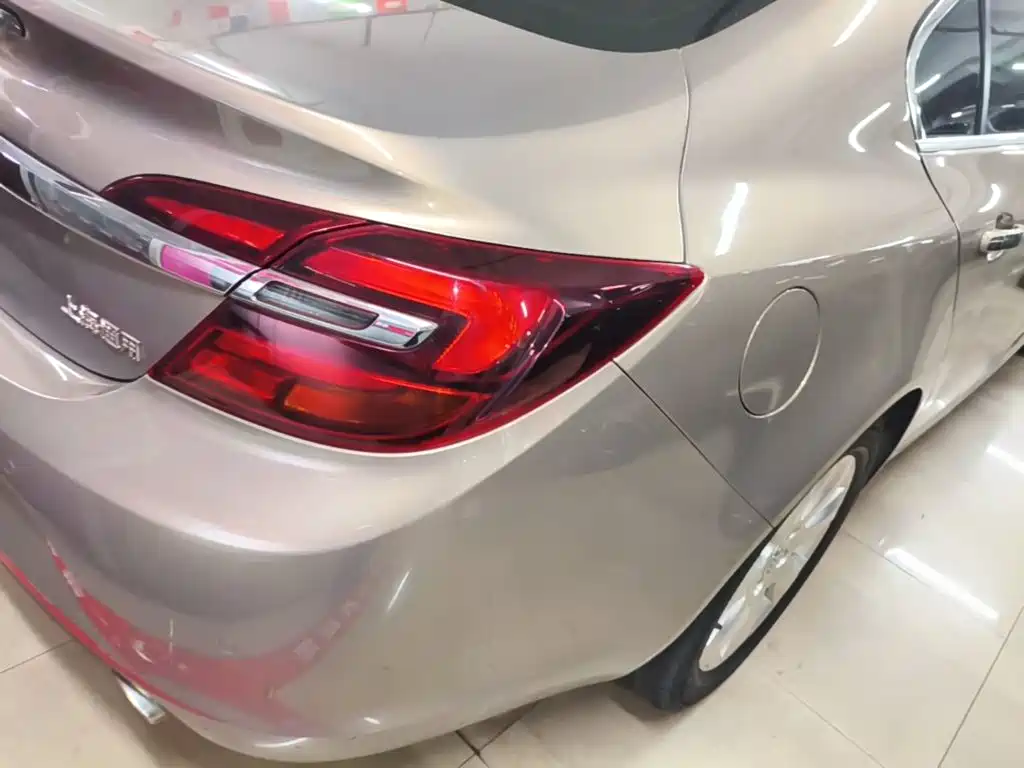 Buick Regal — миниатюра 8