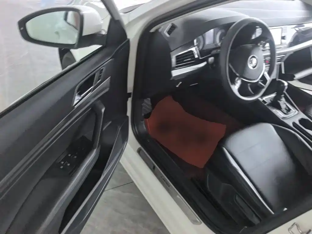 Volkswagen Lavida — миниатюра 16