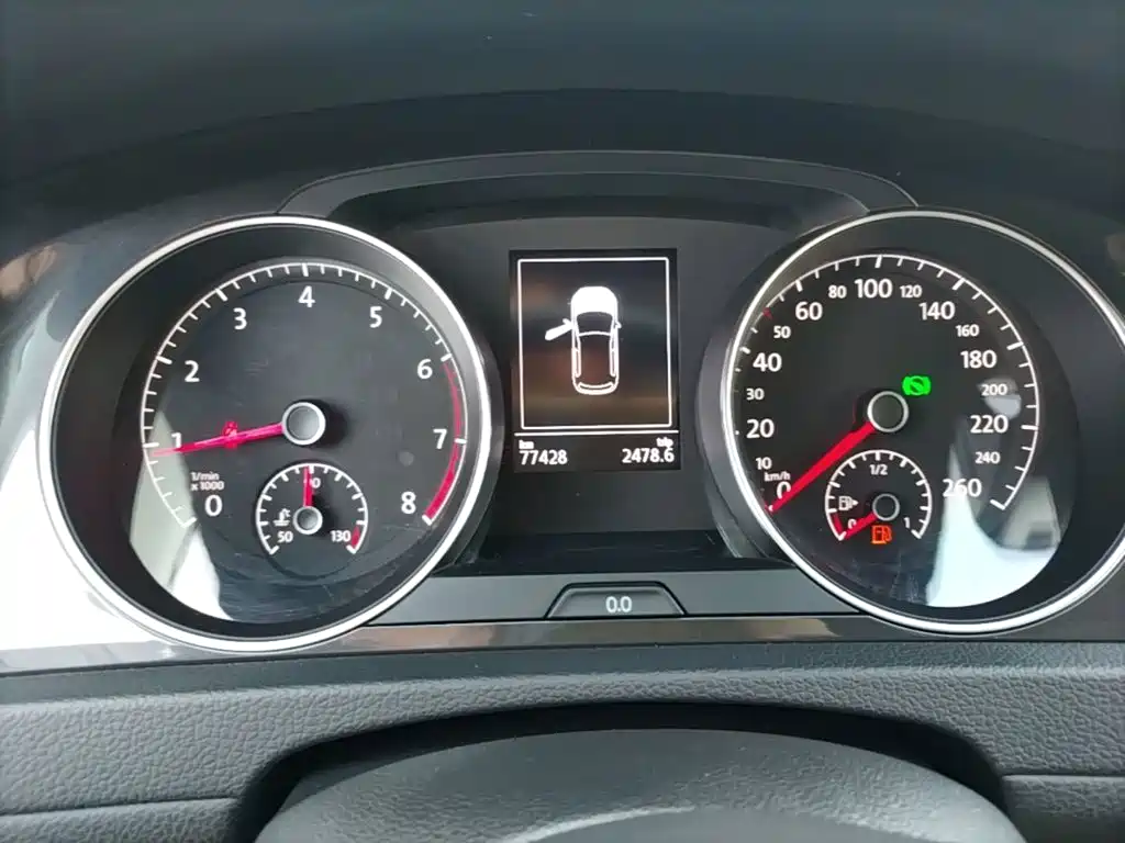 Volkswagen Golf — миниатюра 12