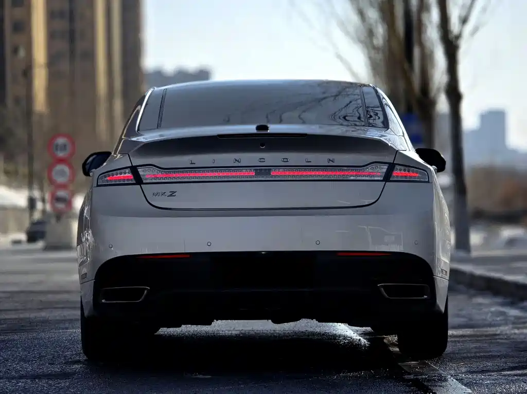 LINCOLN MKZ