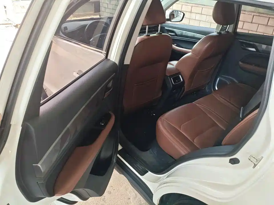 Geely Vision X6 — миниатюра 7