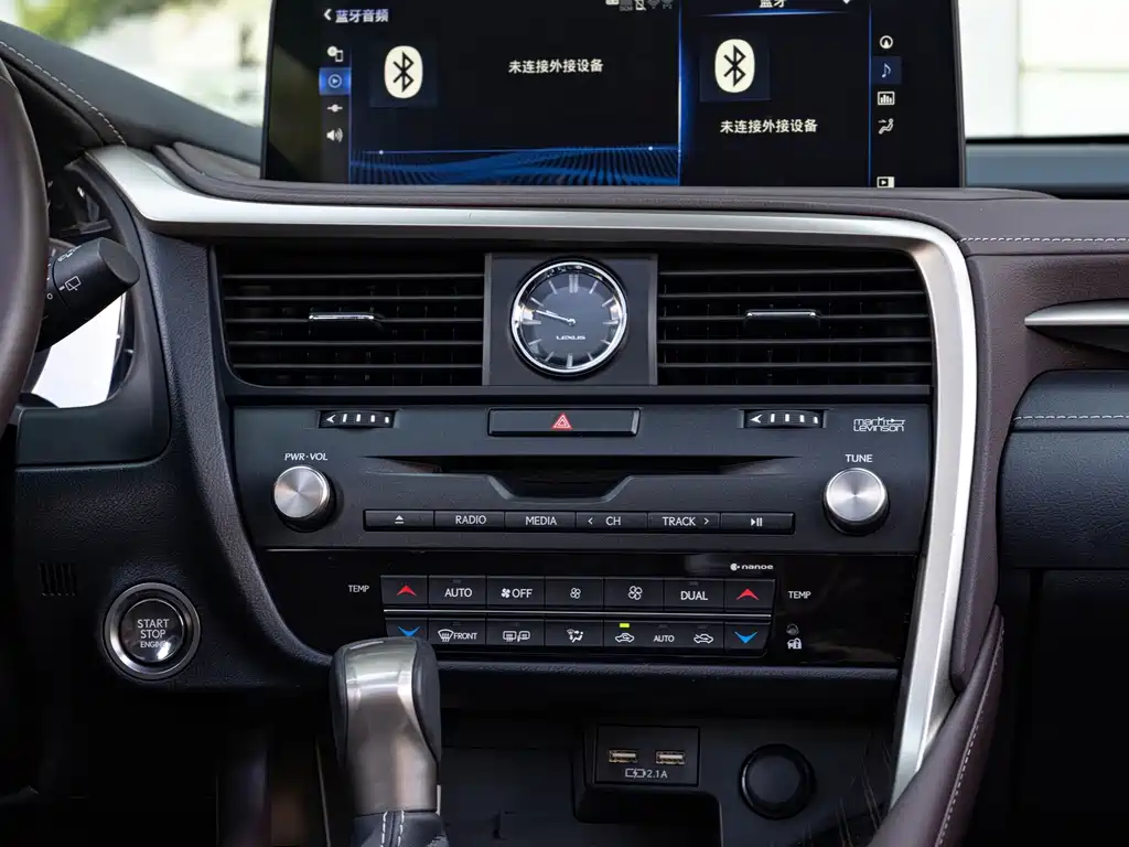 Lexus RX — миниатюра 17
