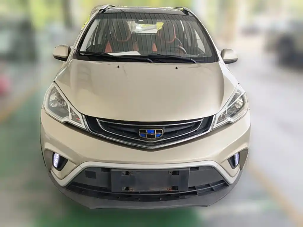 Geely Vision X1 — миниатюра 5