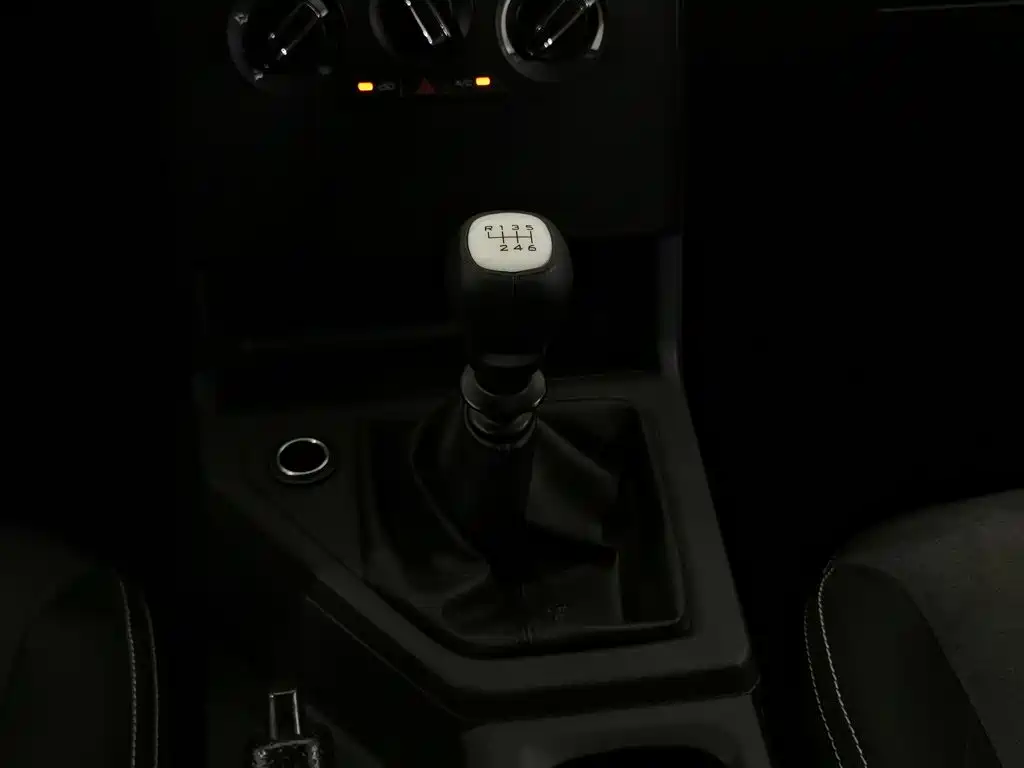 Wuling Hongguang PLUS — миниатюра 13