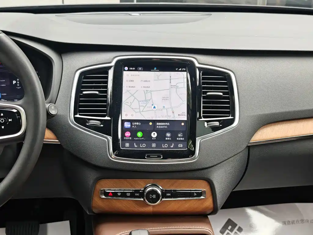 Volvo XC90 — миниатюра 15