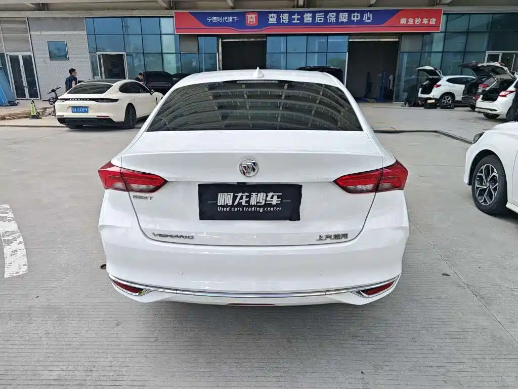 Buick Verano — миниатюра 9