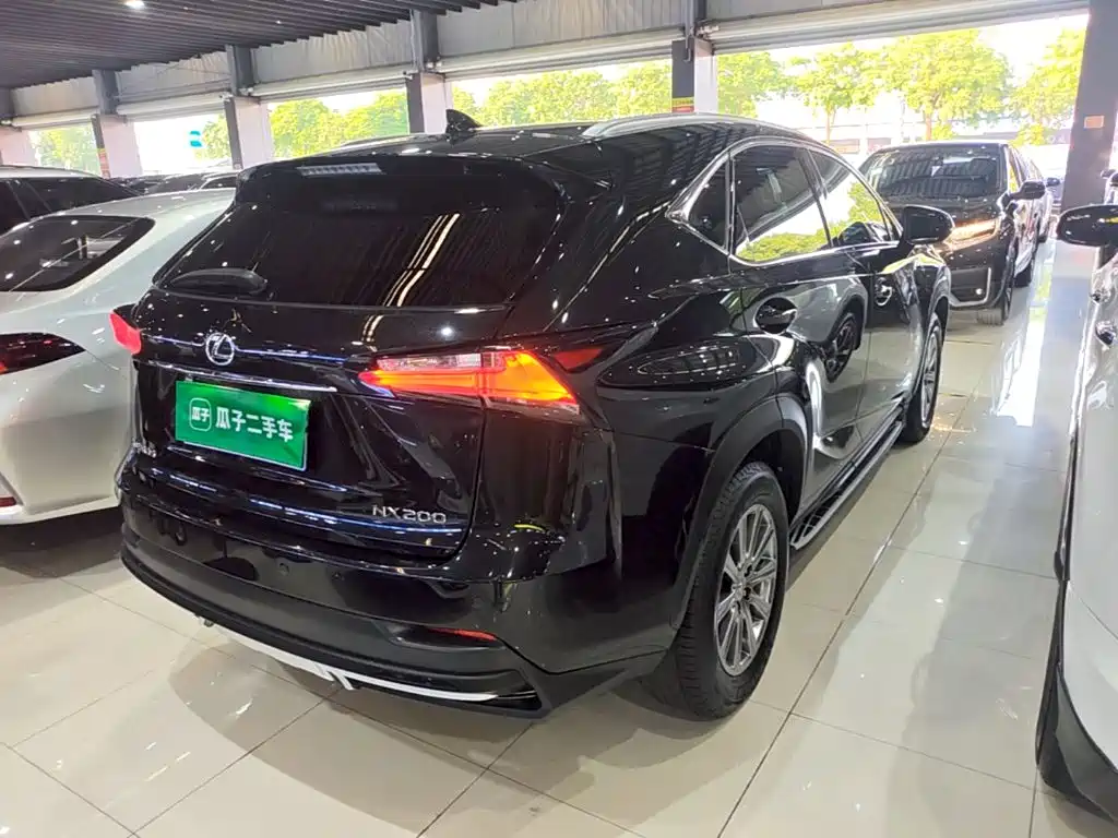 Lexus NX — миниатюра 7