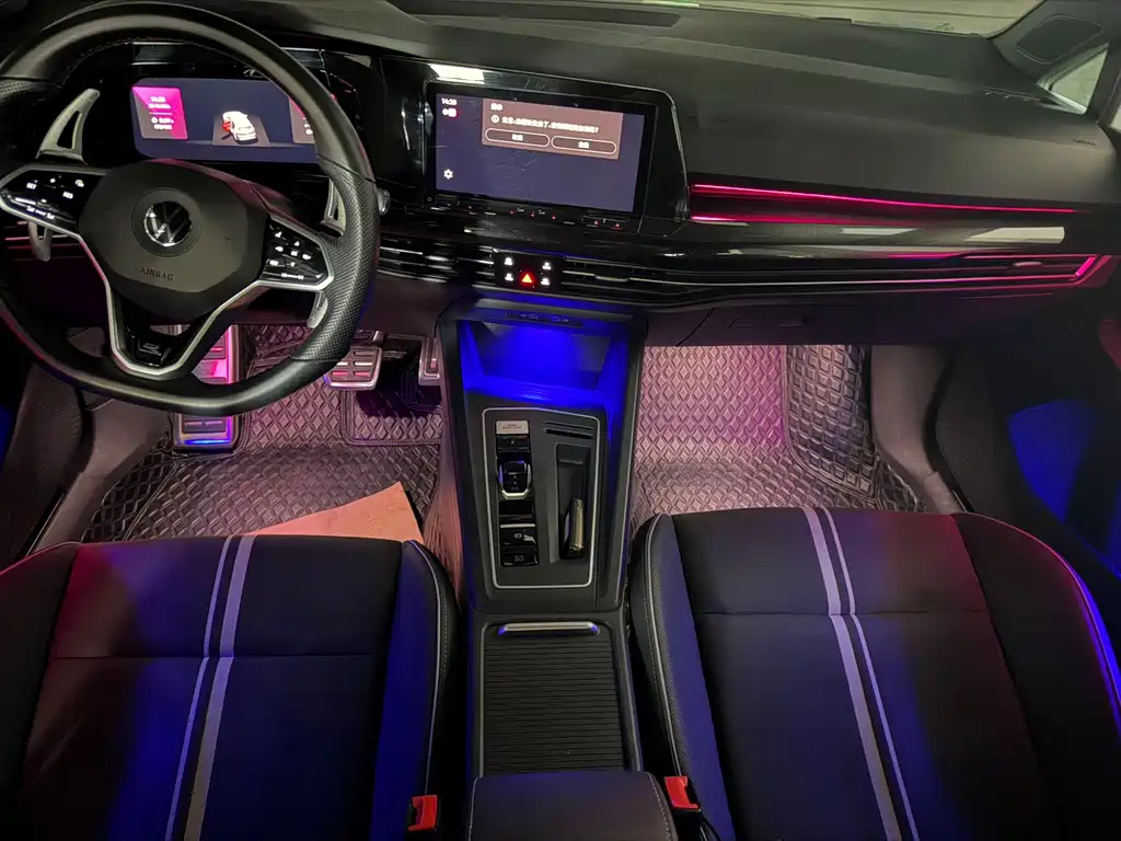 Volkswagen Golf — миниатюра 24