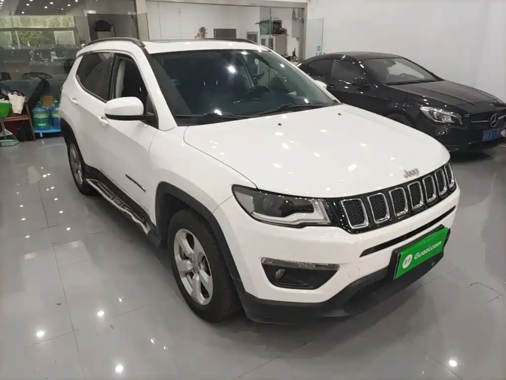 Jeep Compass — миниатюра 4