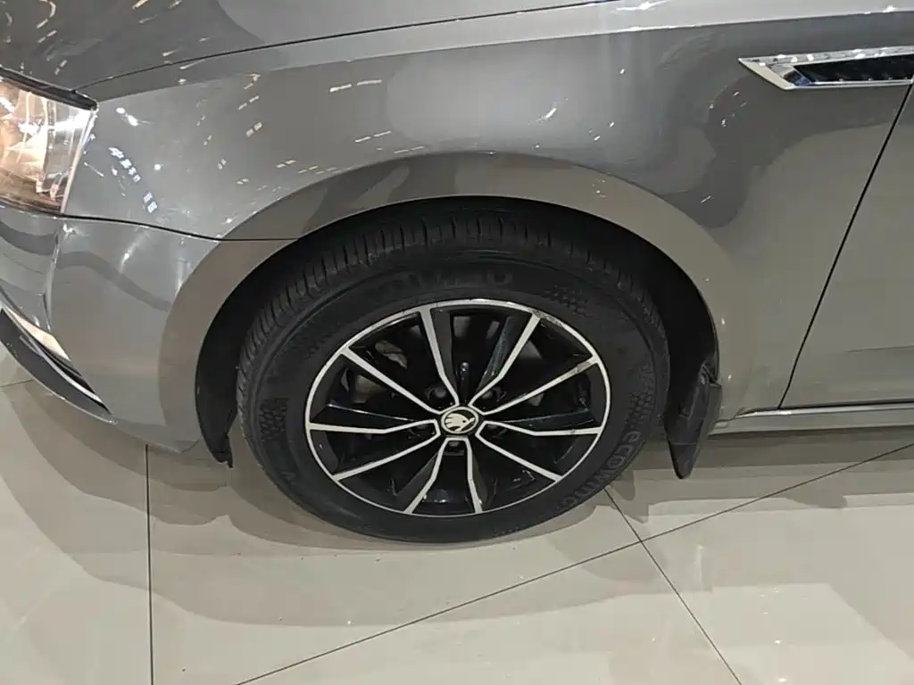 Skoda Octavia — миниатюра 23