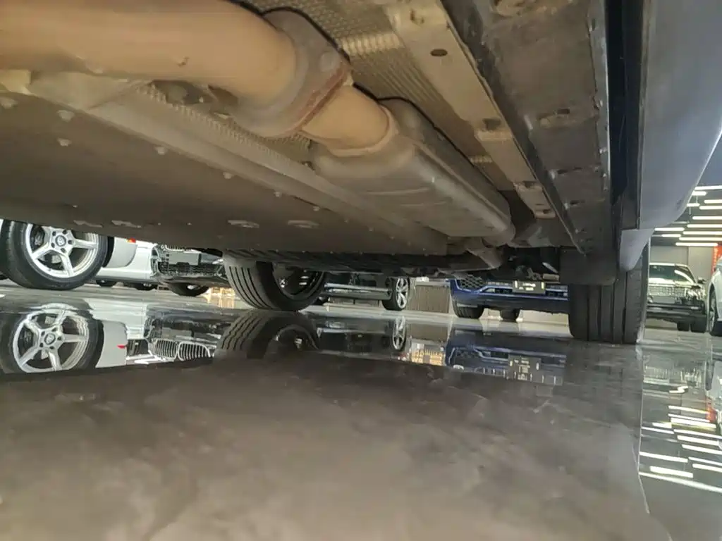 Volvo гибрид Volvo XC70 plug-in — миниатюра 22