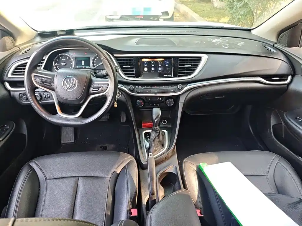 Buick Excelle — миниатюра 5