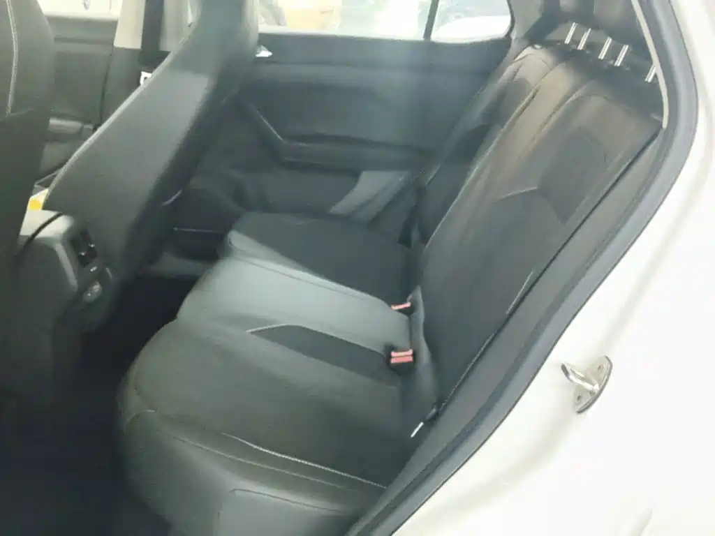 Volkswagen T-Cross — миниатюра 17