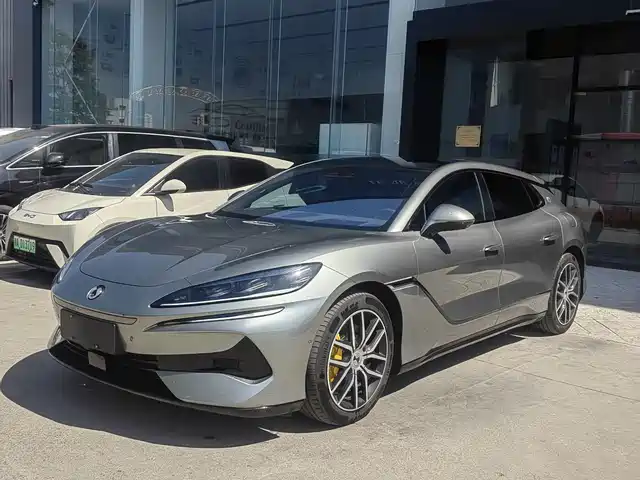2024 Denza Z9