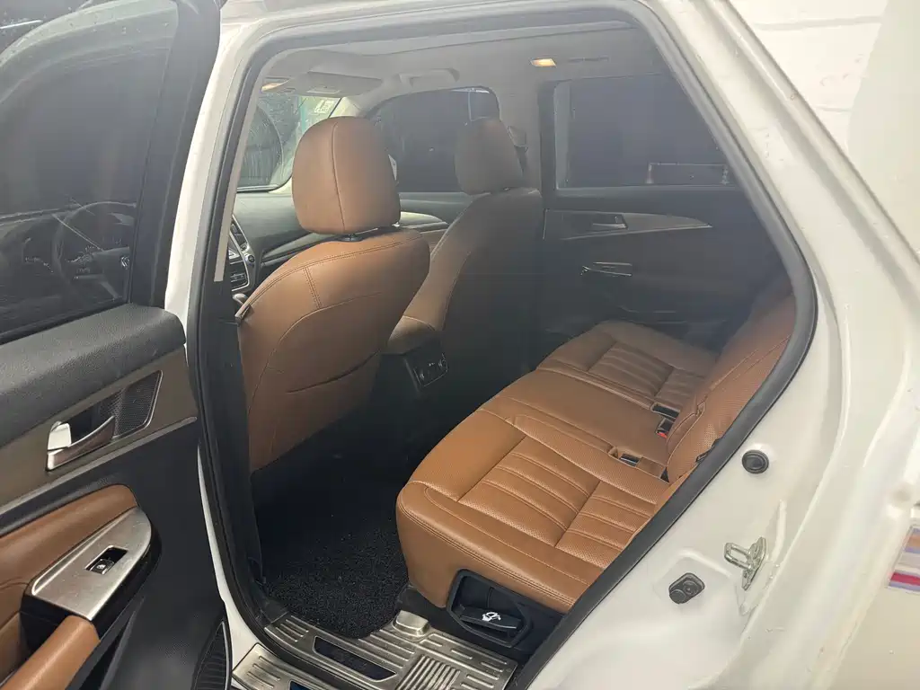 Changan CS95 — миниатюра 11