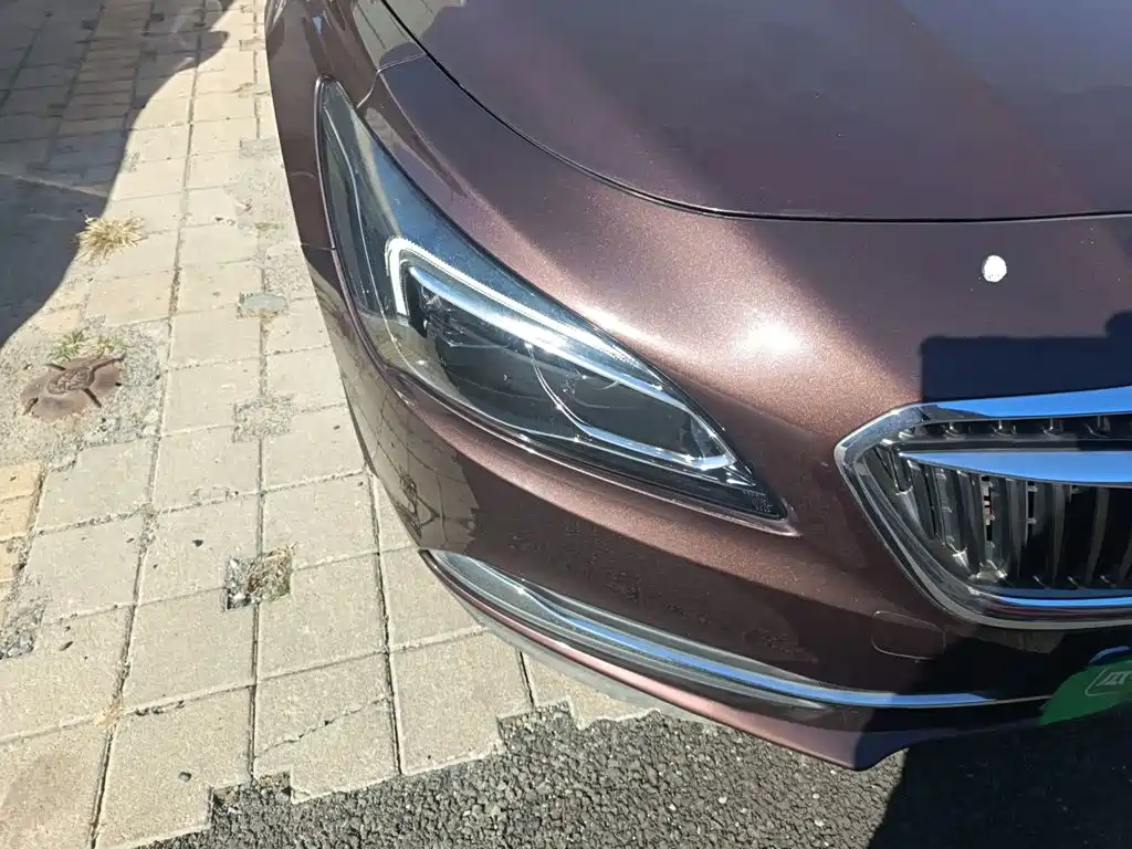 Buick LaCrosse — миниатюра 7