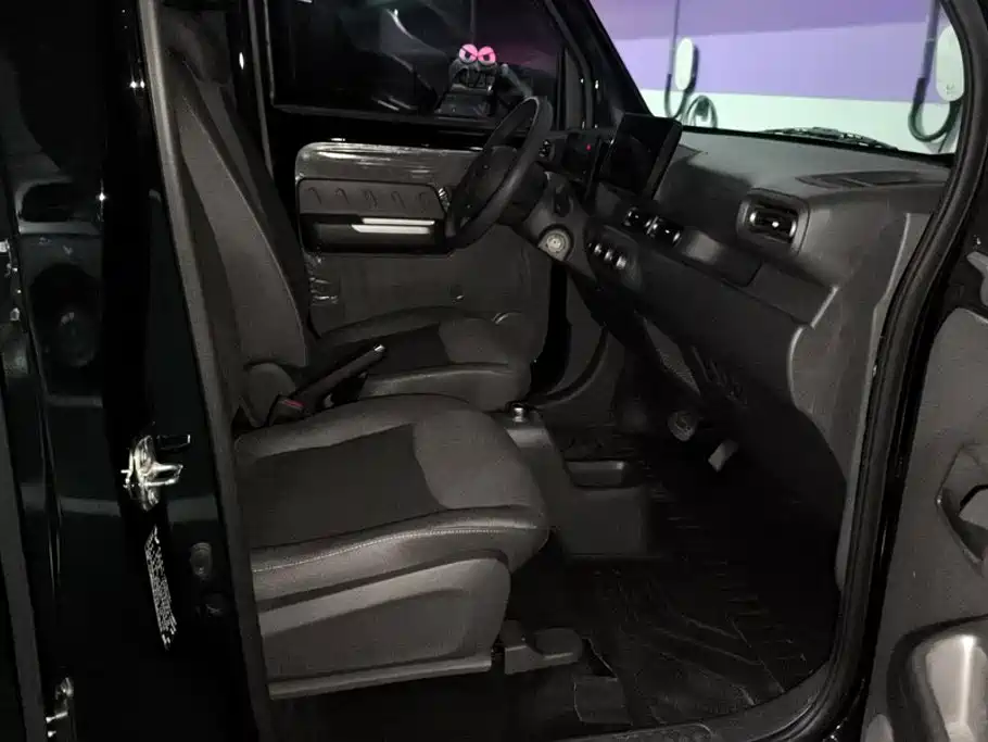 Wuling Zhiguang EV — миниатюра 8