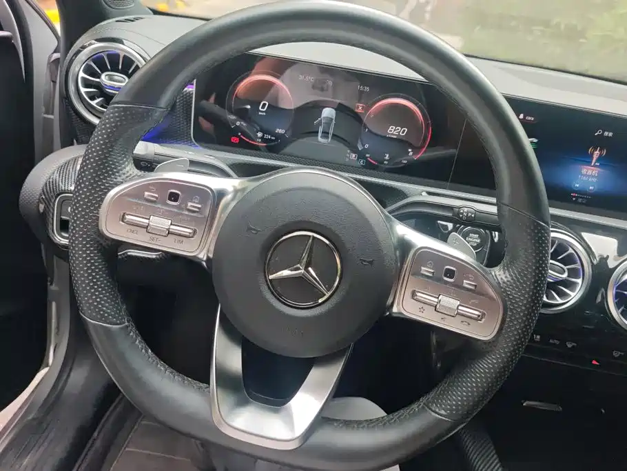 Mercedes-Benz A-Class — миниатюра 15