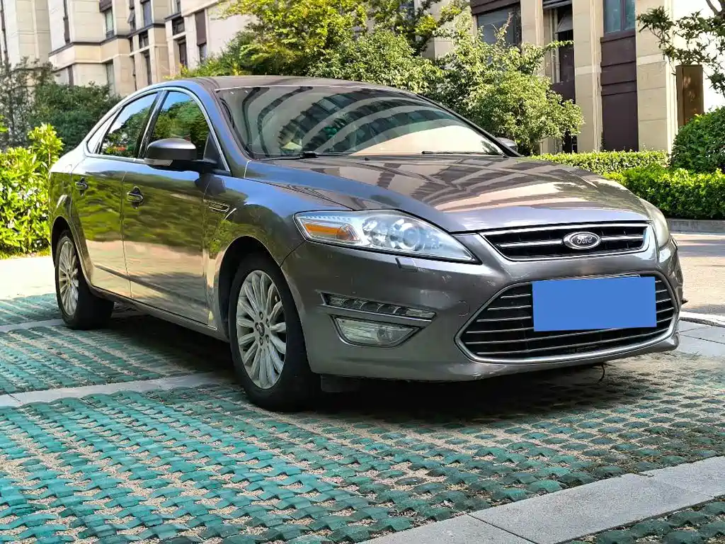 Ford Mondeo Zhisheng — миниатюра 3