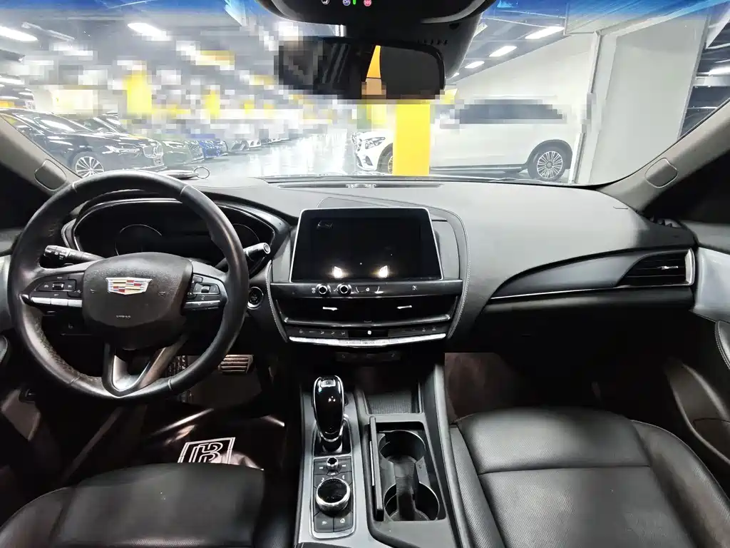 Cadillac CT5 — миниатюра 4