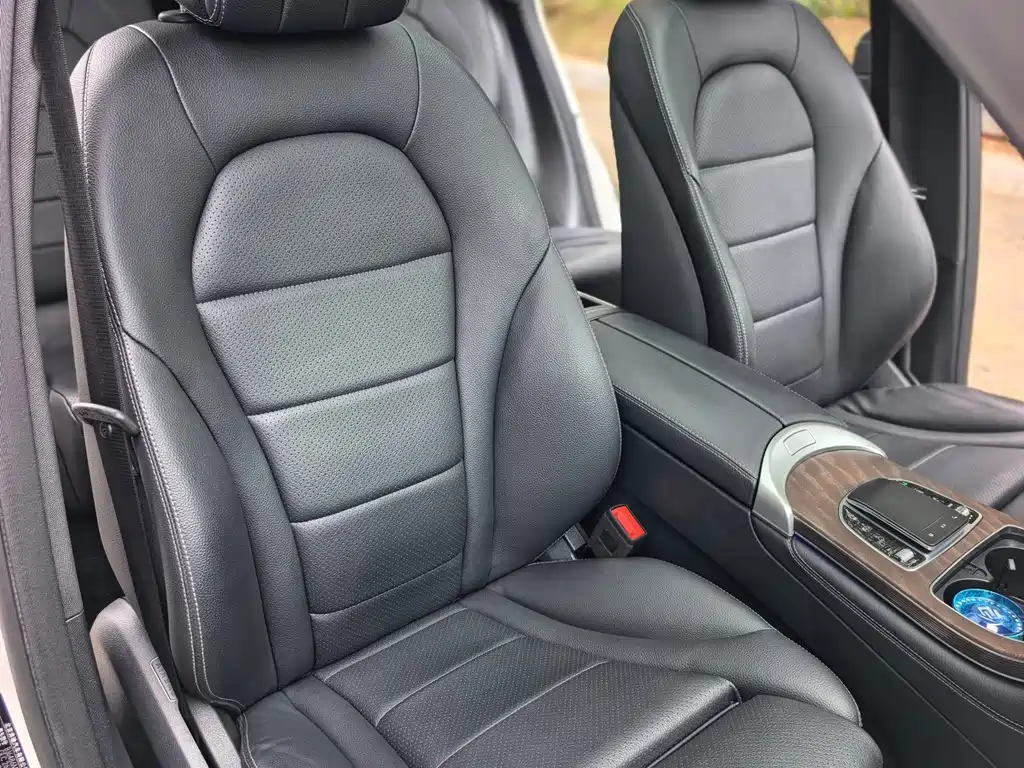 Mercedes-Benz GLC — миниатюра 12