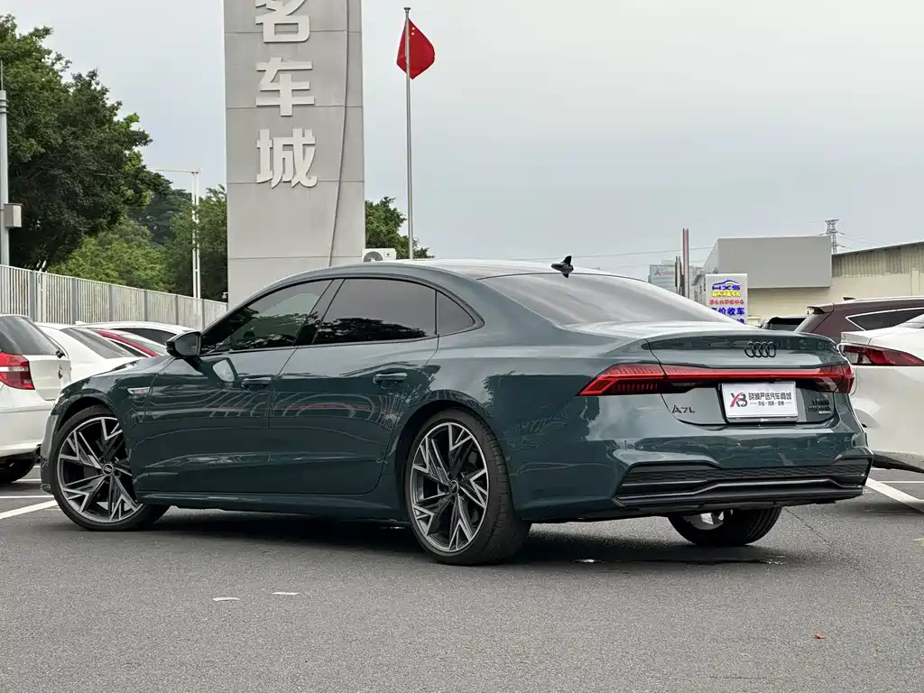 Audi A7L — миниатюра 3