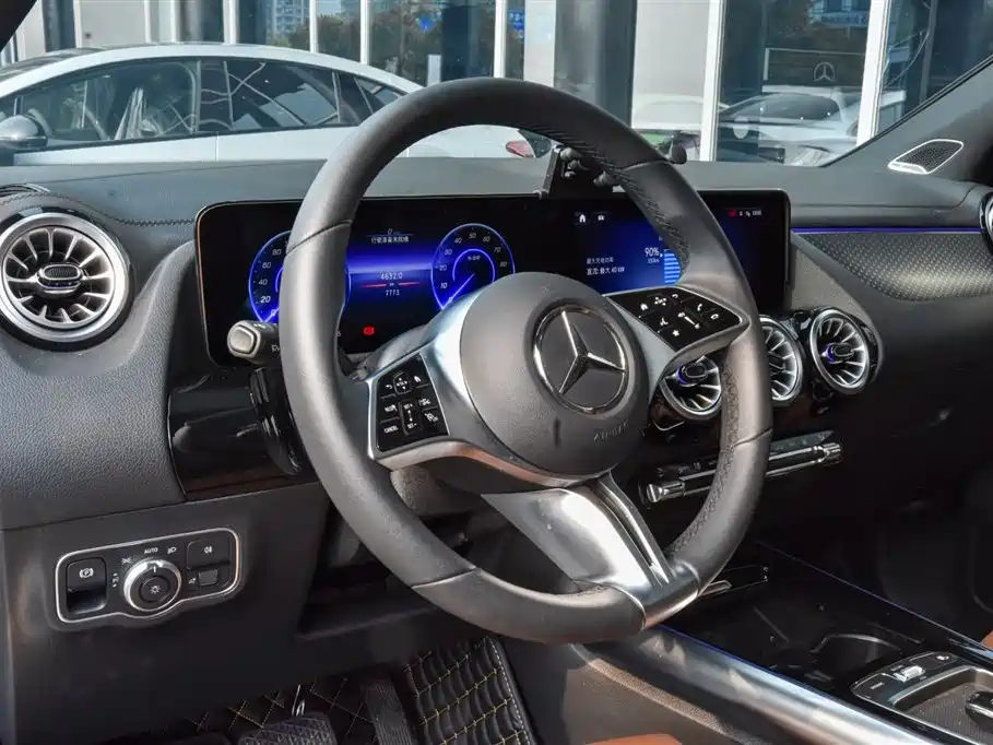 Mercedes-Benz EQA — миниатюра 15