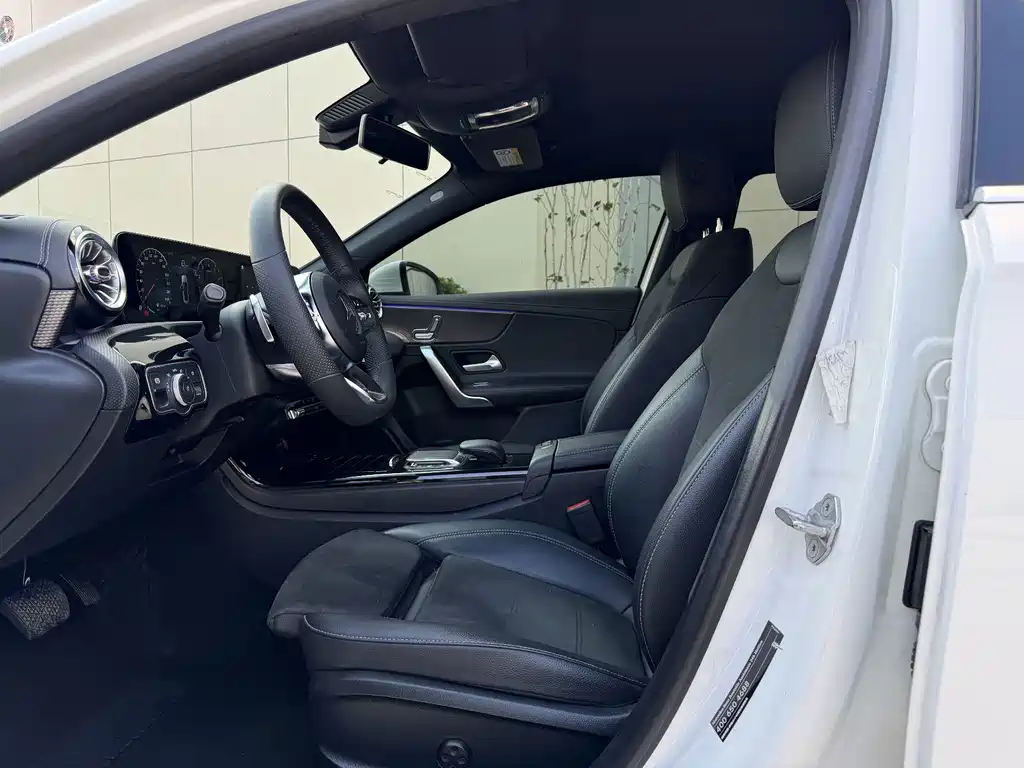 Mercedes-Benz A-Class — миниатюра 5