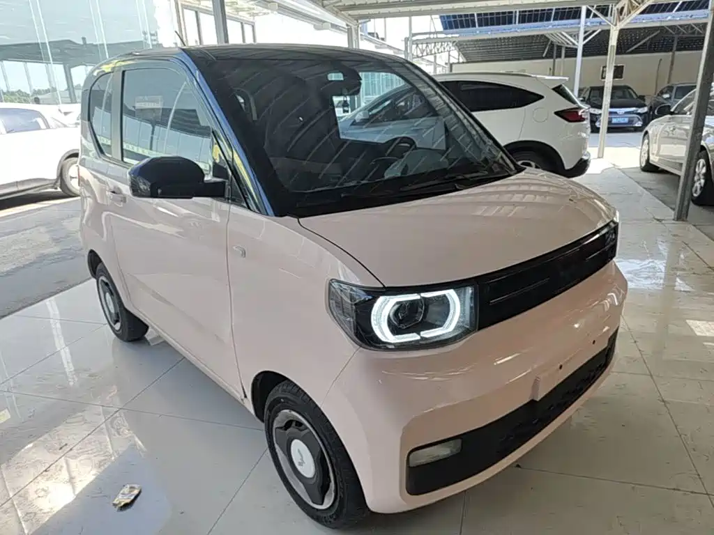 Wuling MINIEV — миниатюра 4