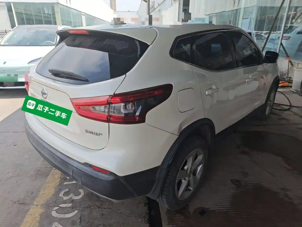 Nissan Qashqai — миниатюра 7
