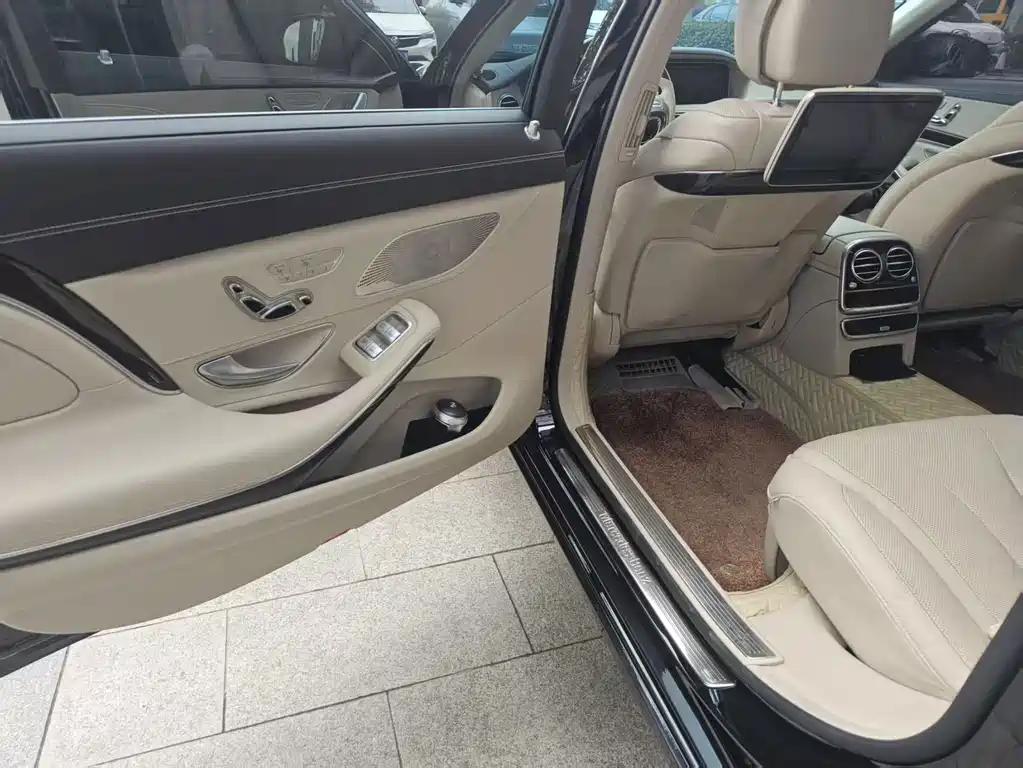 Mercedes-Benz S-Class — миниатюра 4