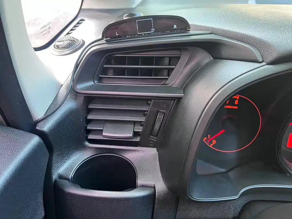 Honda Fit — миниатюра 7