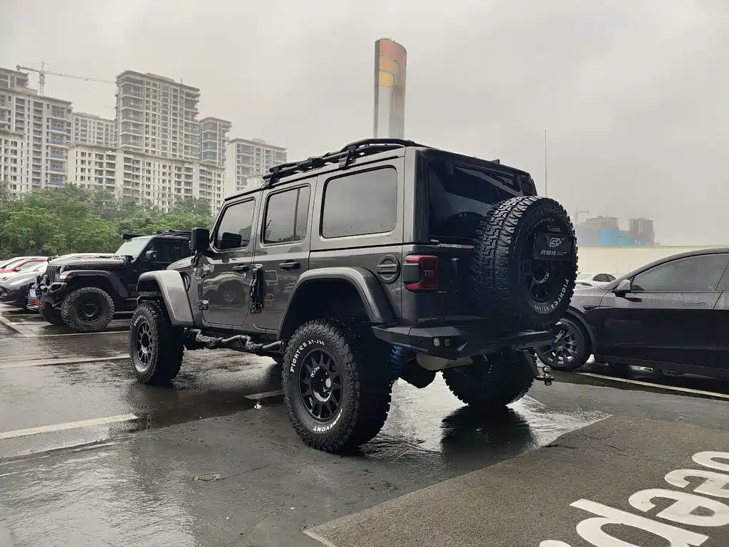 Jeep Wrangler — миниатюра 16
