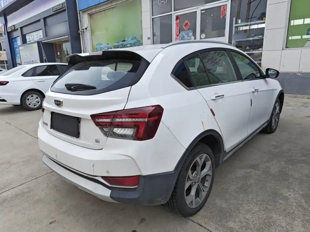 Geely Vision S1 — миниатюра 7