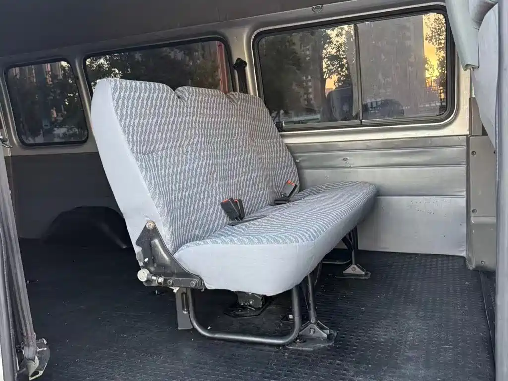 Ford Transit Classic — миниатюра 4