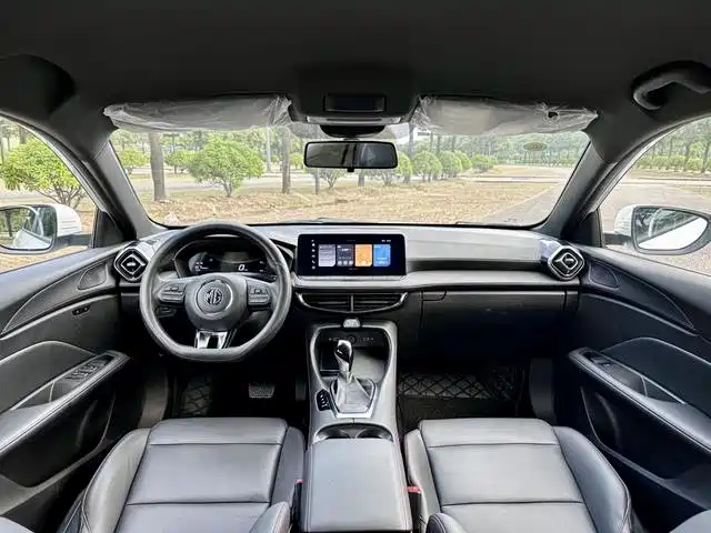 MG MG5 - фото 4