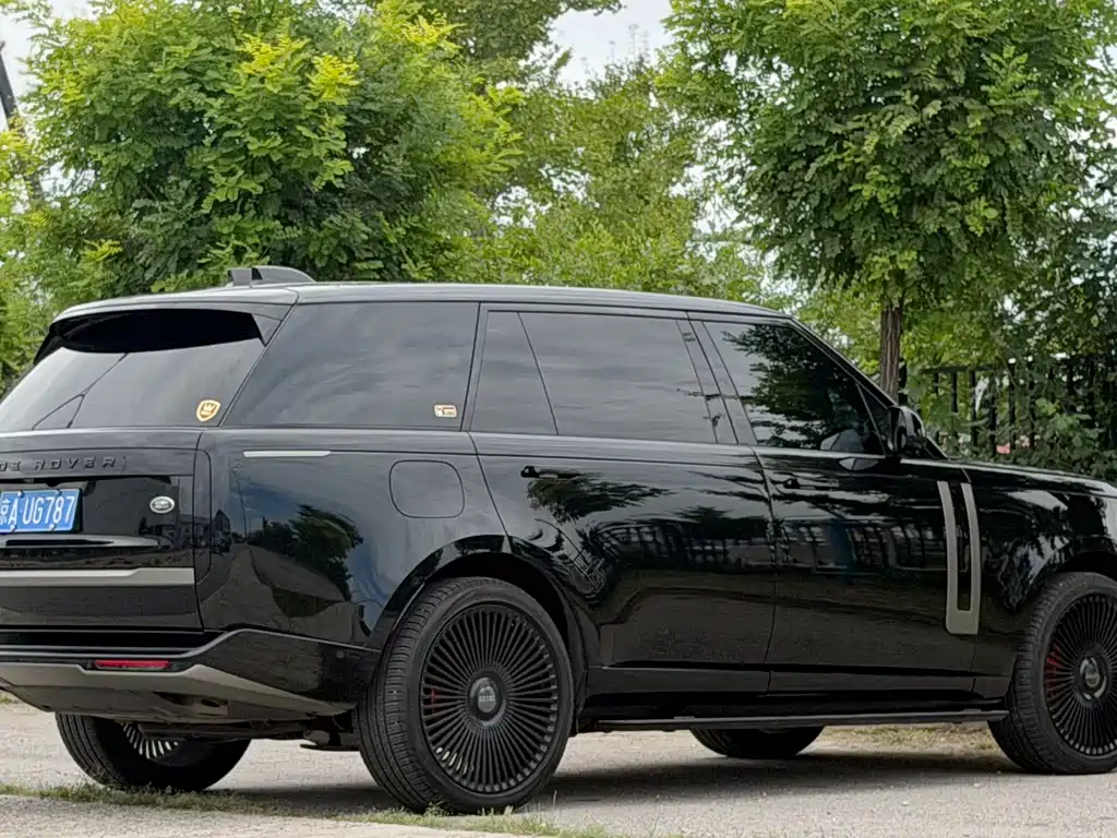 Land Rover Range Rover — миниатюра 6