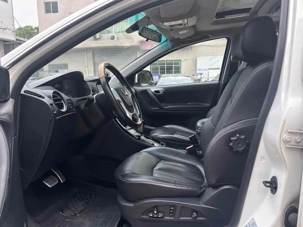 Luxgen Big 7 SUV — миниатюра 5