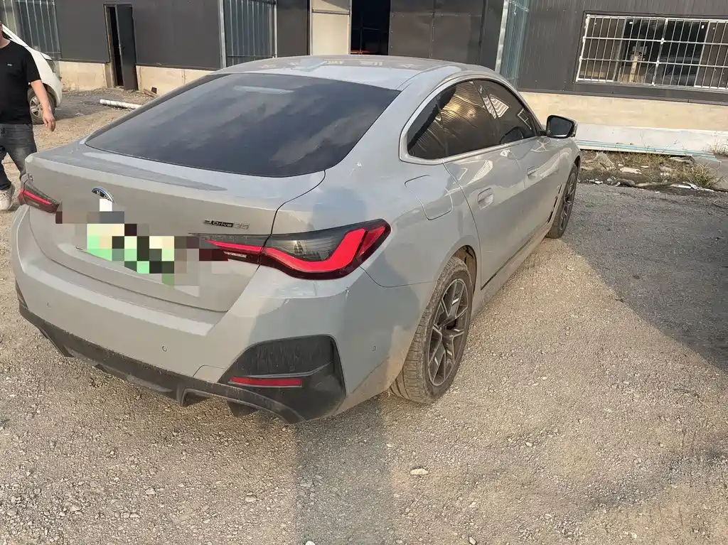 BMW i4 — миниатюра 2