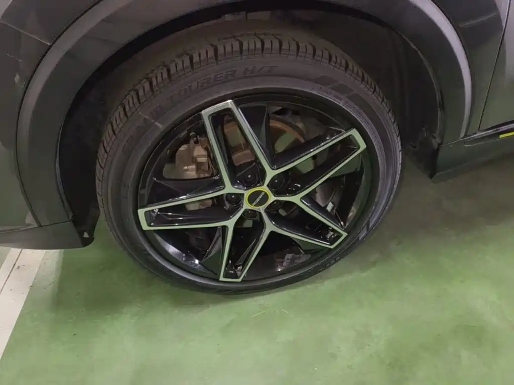 Roewe RX5 New Energy — миниатюра 23