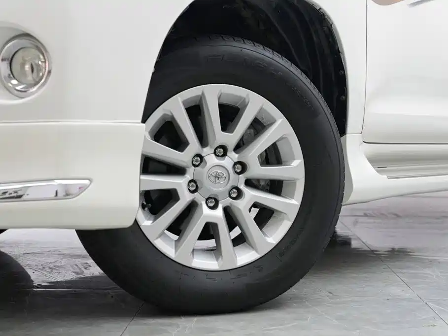 Toyota Prado (Import) — миниатюра 3