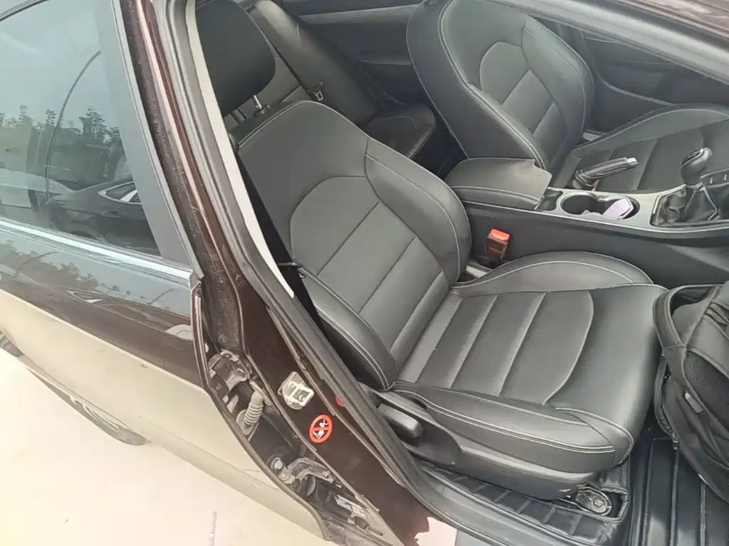 Geely Emgrand — миниатюра 25