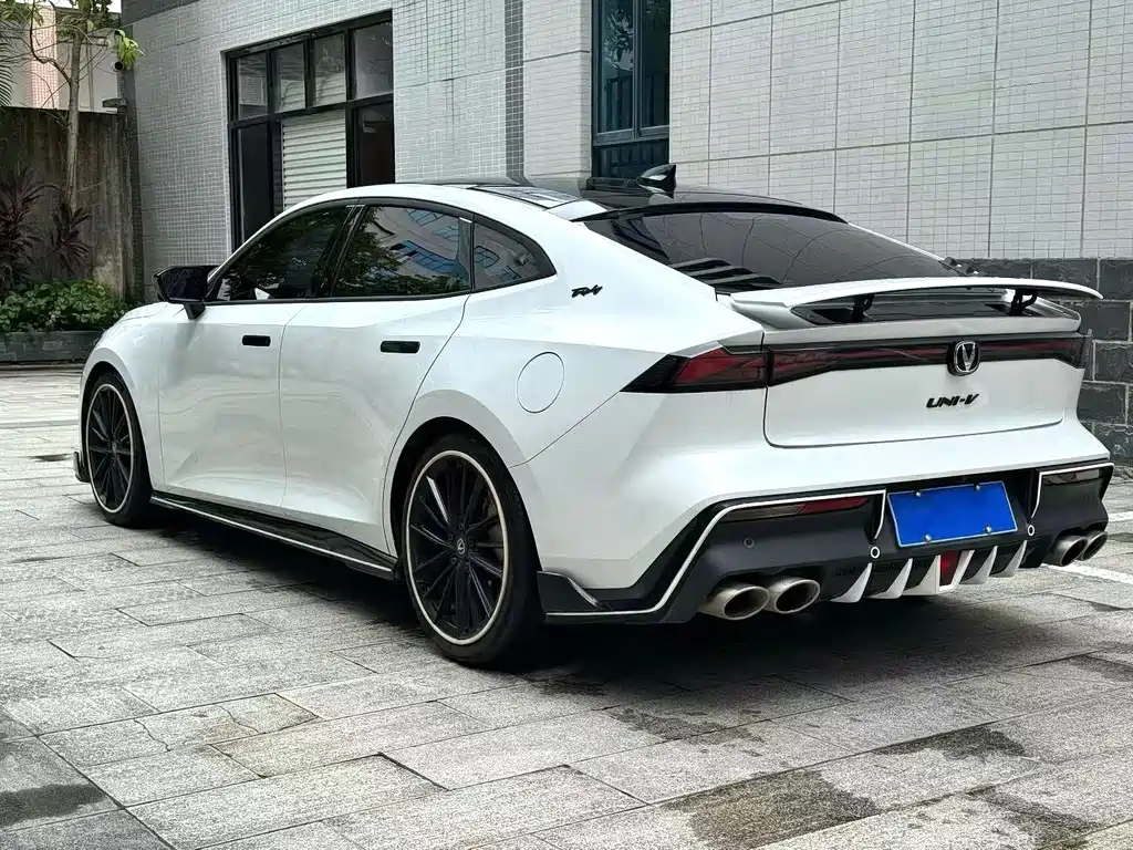 Changan UNI-V — миниатюра 7