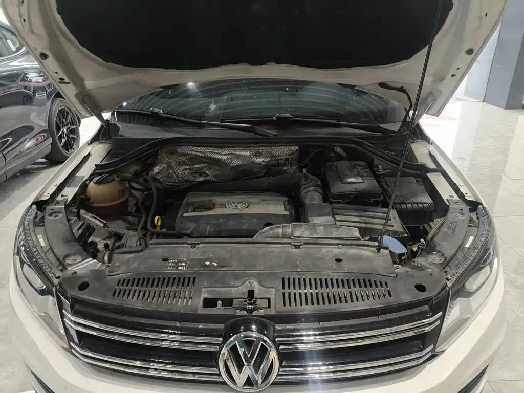Volkswagen Tiguan — миниатюра 10