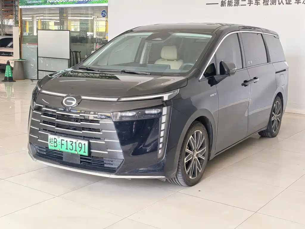 GAC Motor 传祺E8 PHEV