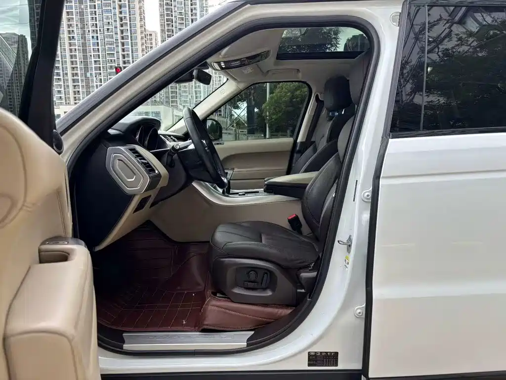 Land Rover Sport — миниатюра 4
